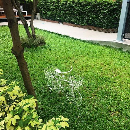 Ingnaam Hotel Rangsit Exterior photo