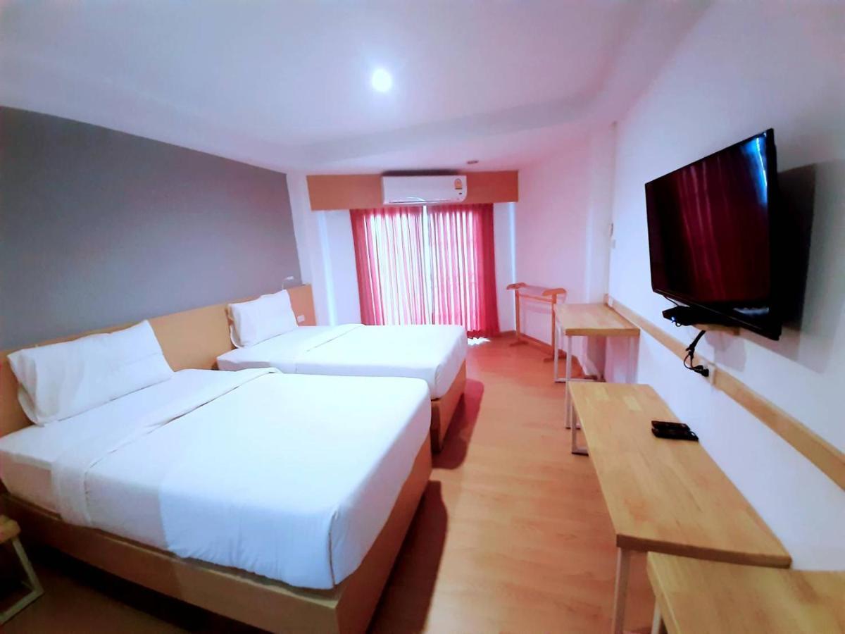 Ingnaam Hotel Rangsit Exterior photo