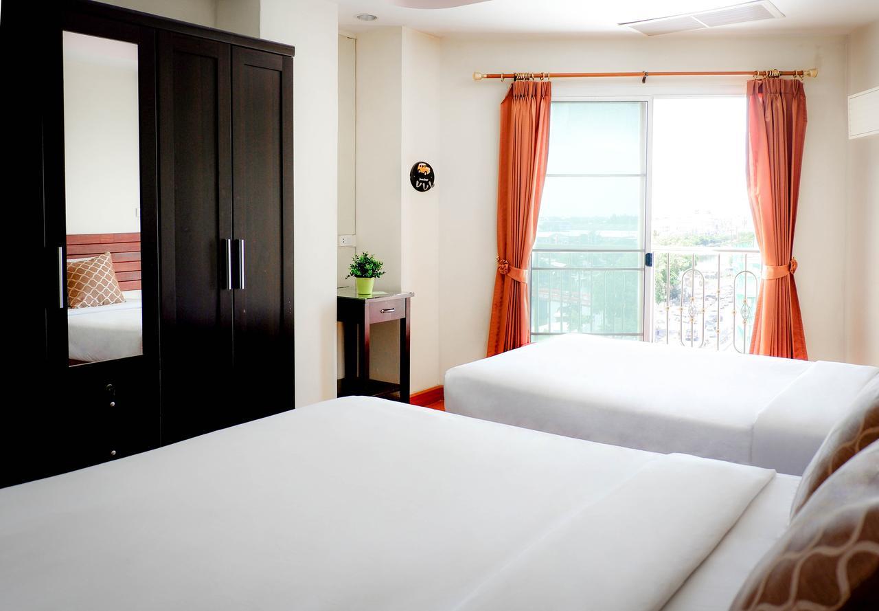 Ingnaam Hotel Rangsit Exterior photo