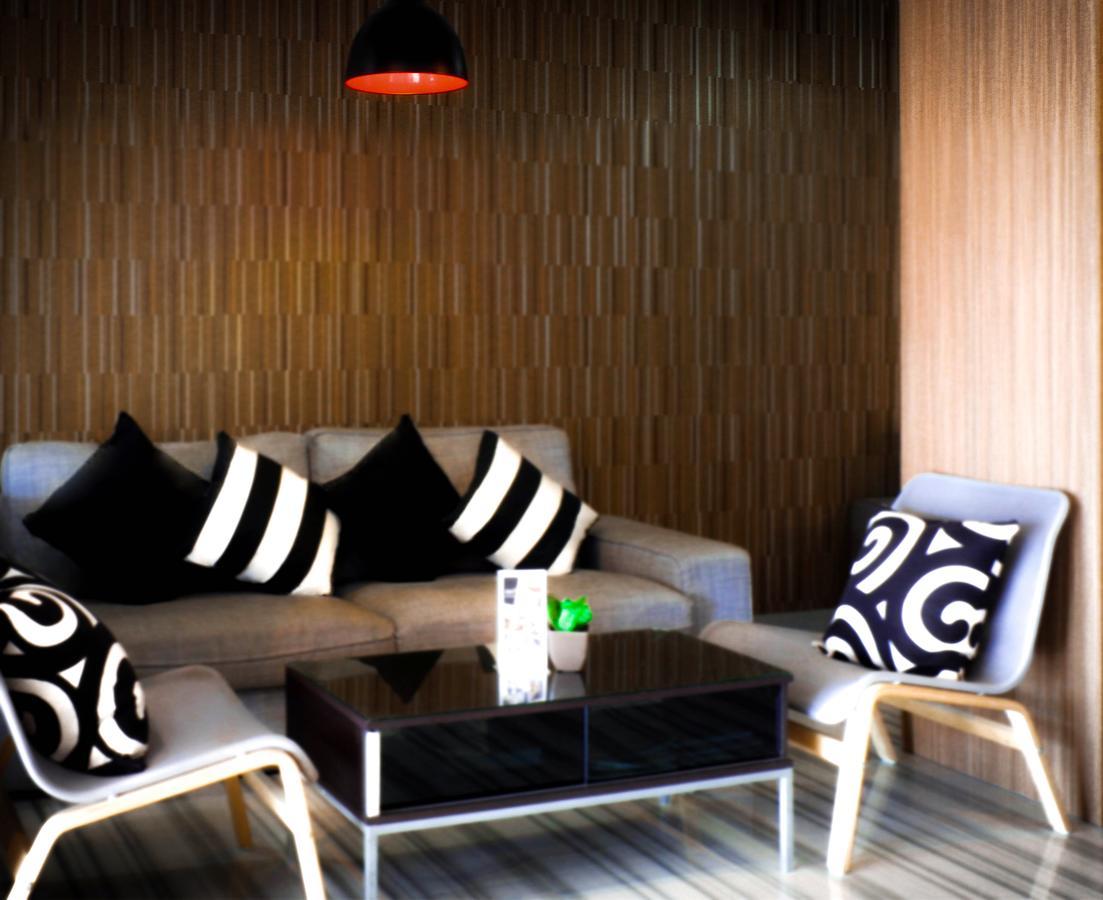 Ingnaam Hotel Rangsit Exterior photo