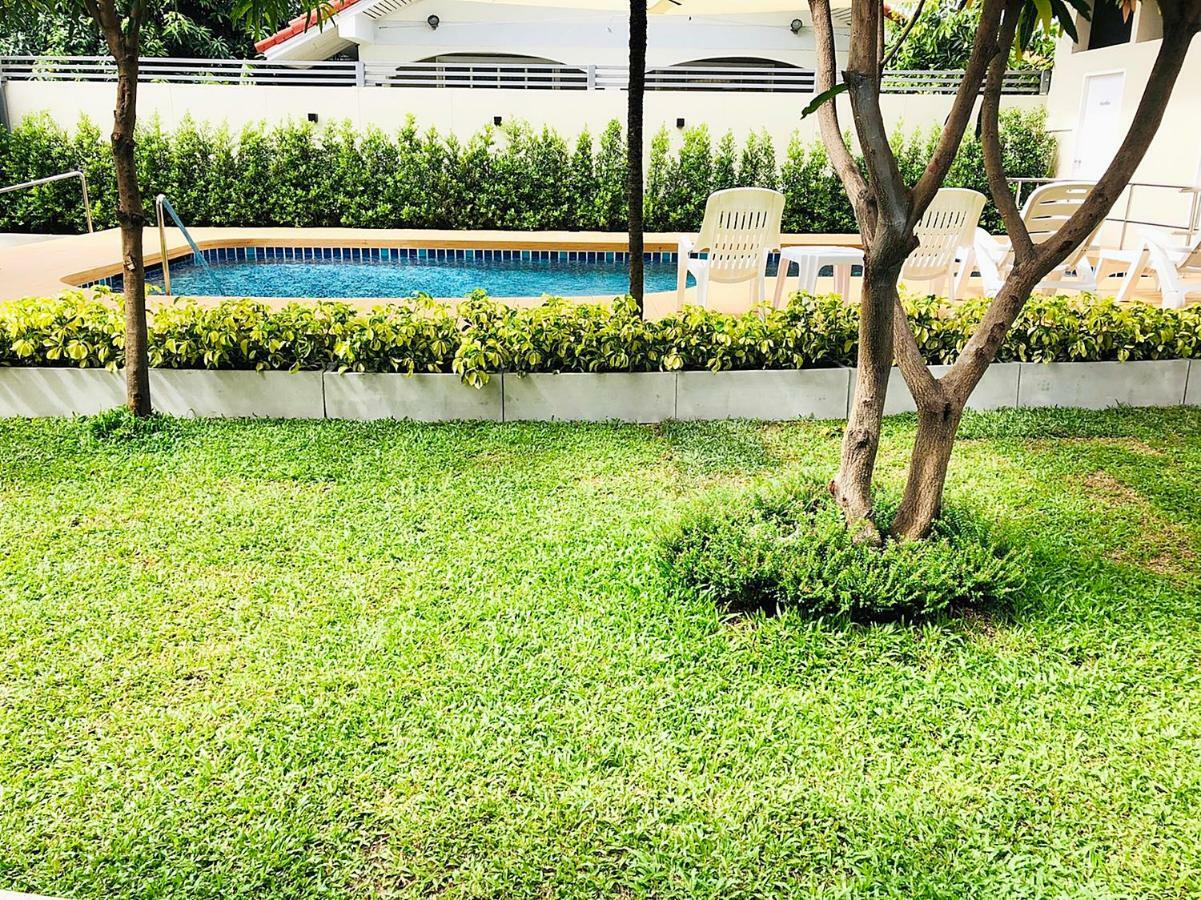 Ingnaam Hotel Rangsit Exterior photo