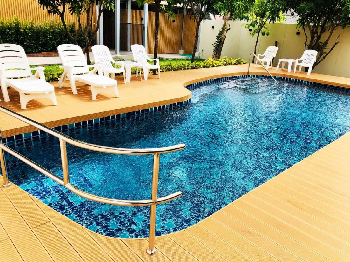 Ingnaam Hotel Rangsit Exterior photo