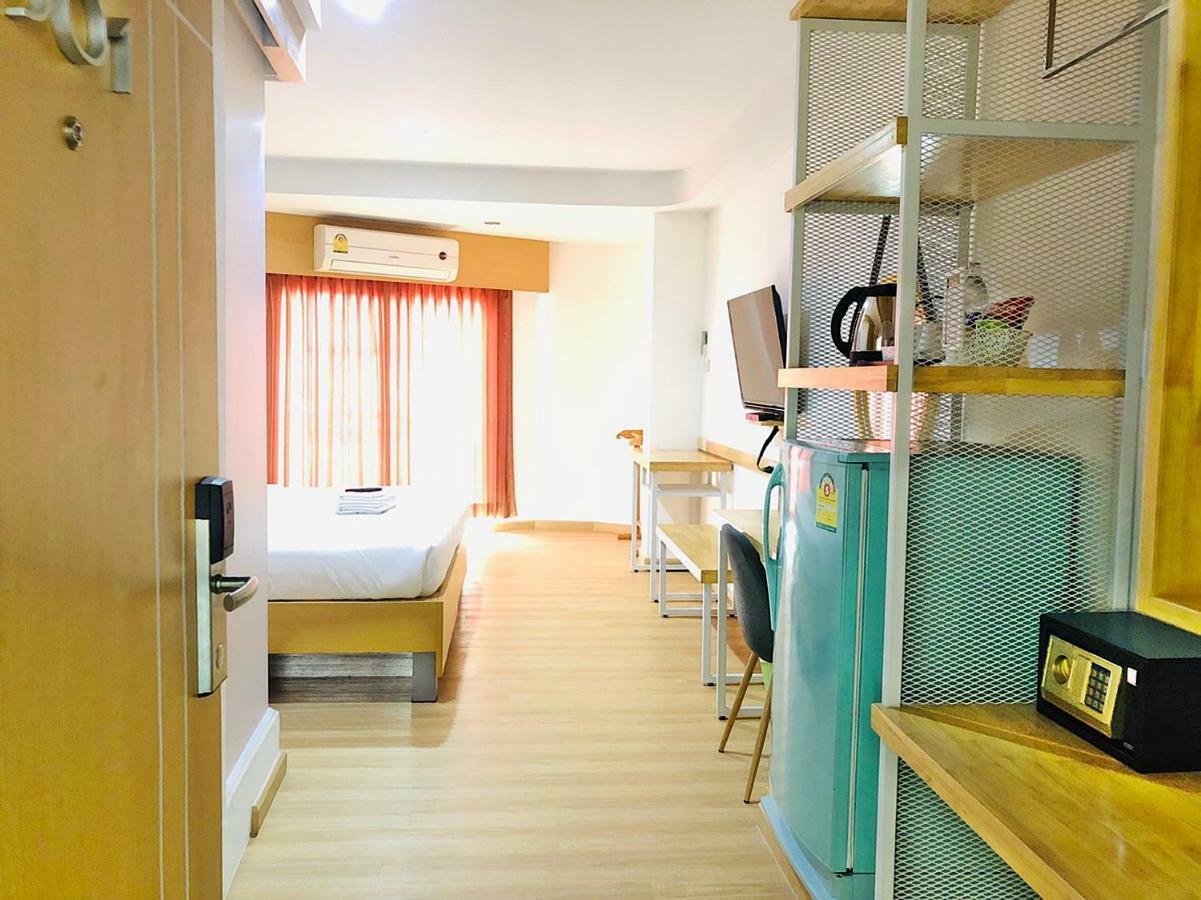 Ingnaam Hotel Rangsit Exterior photo